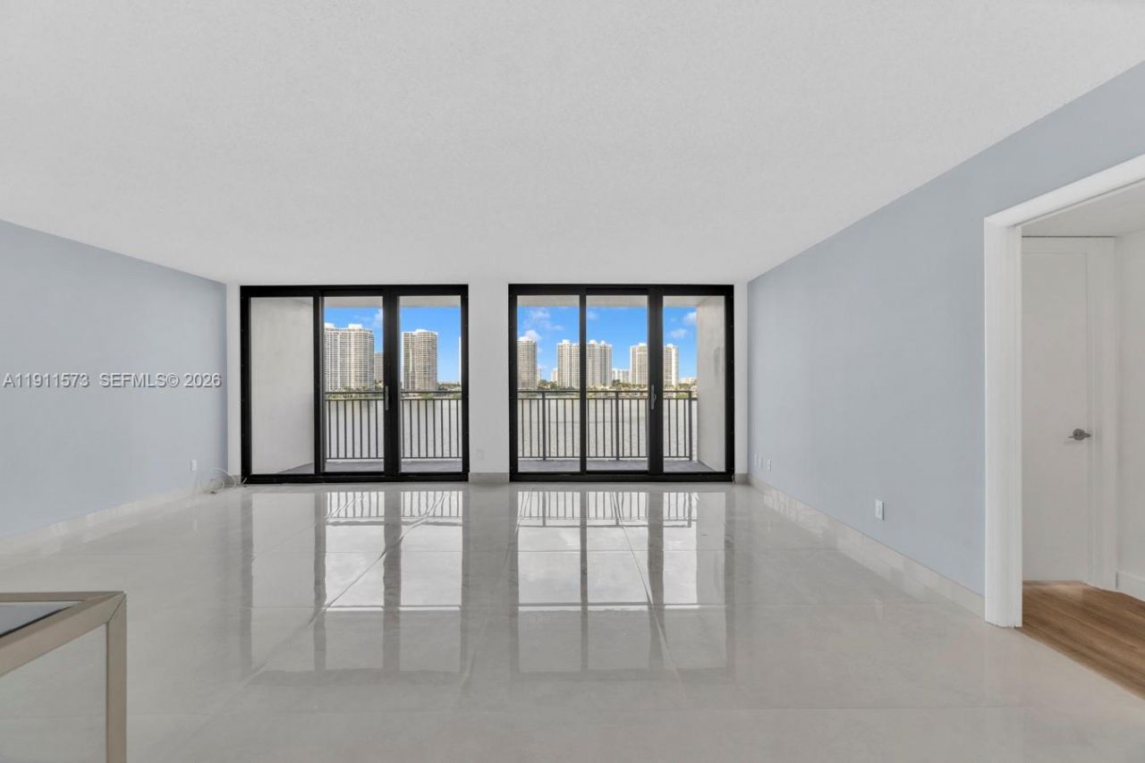 17720 N Bay Rd, Unit 803, Sunny Isles Beach, FL 33160 Photo