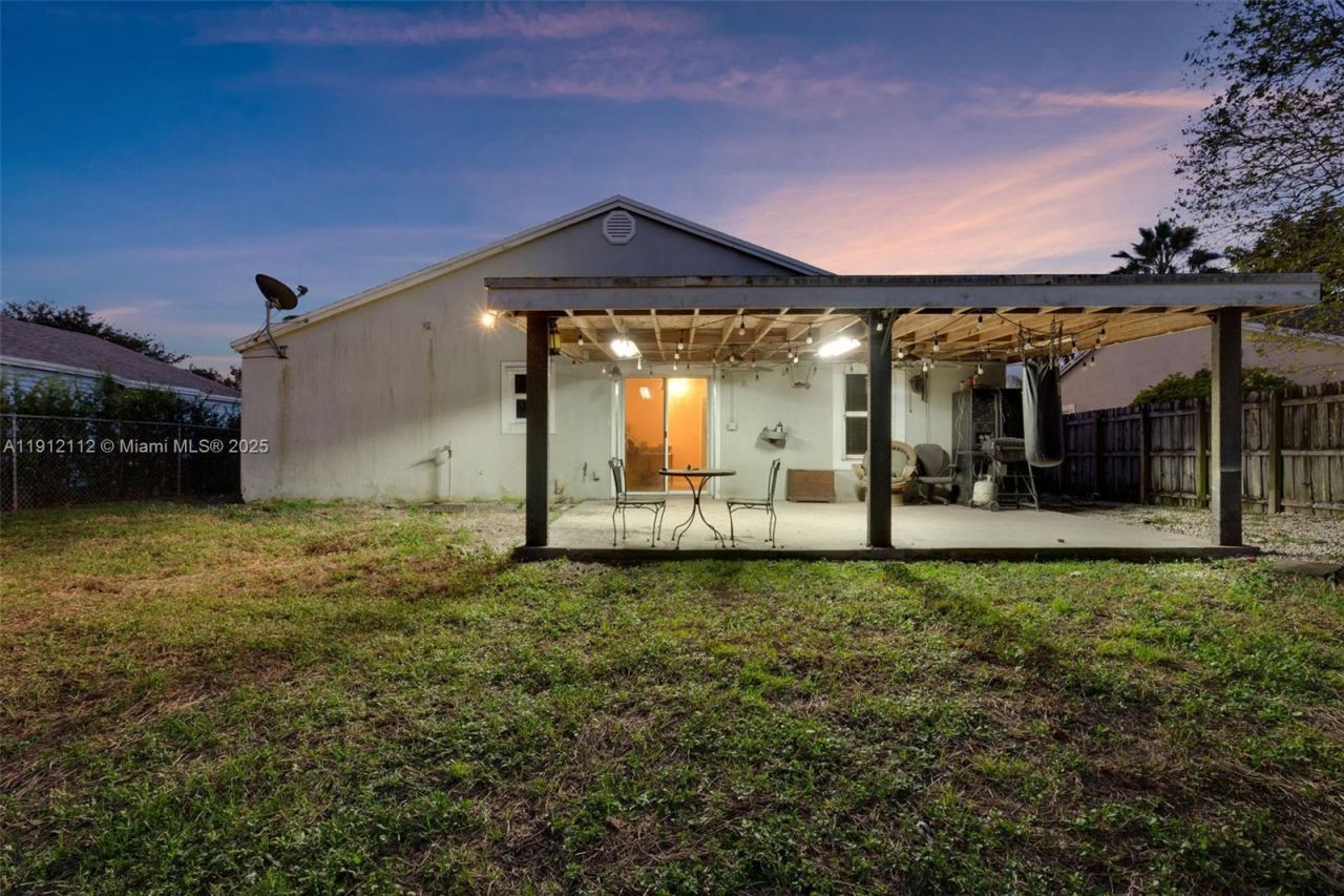 12911 SW 17th Pl, Davie, FL 33325 Photo