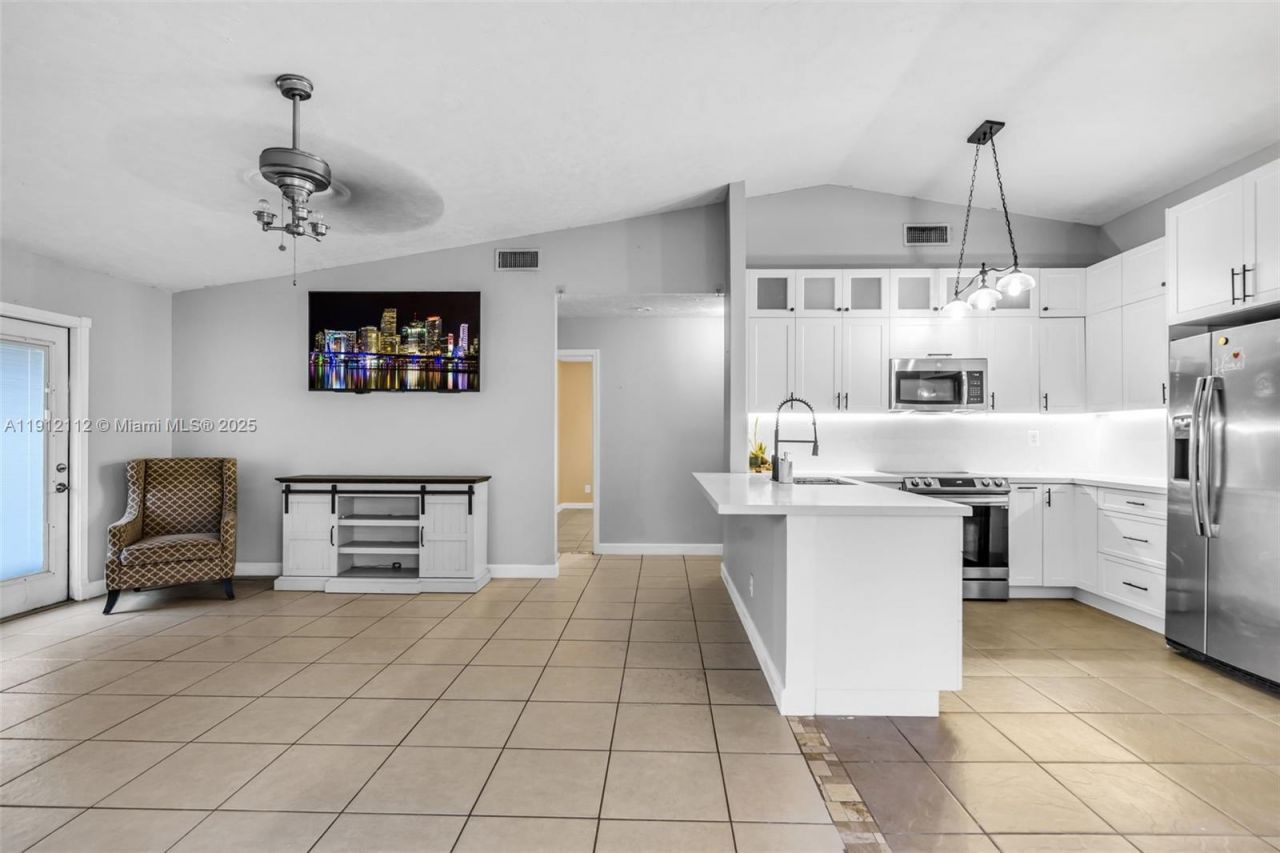 12911 SW 17th Pl, Davie, FL 33325 Photo