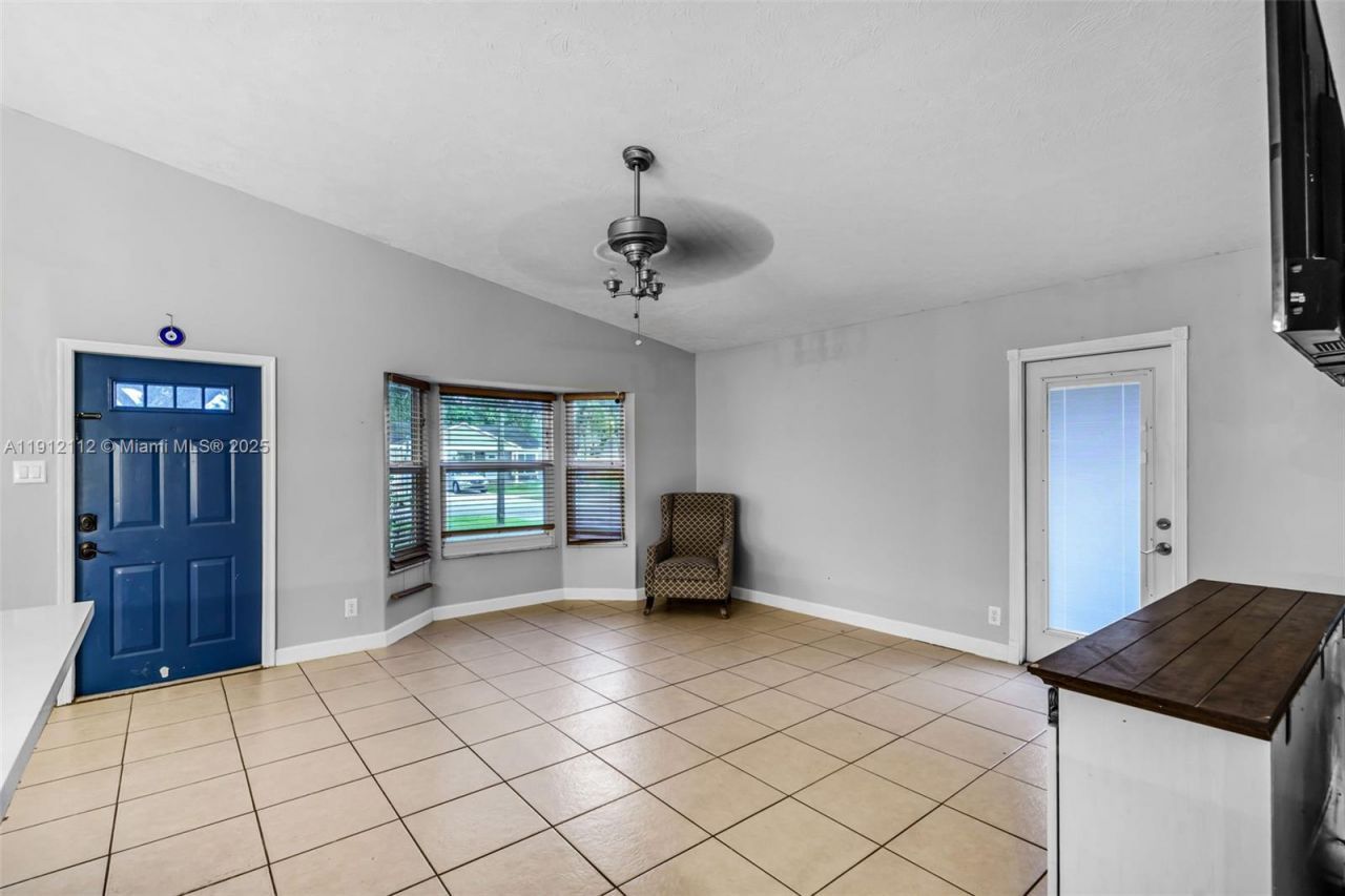 12911 SW 17th Pl, Davie, FL 33325 Photo