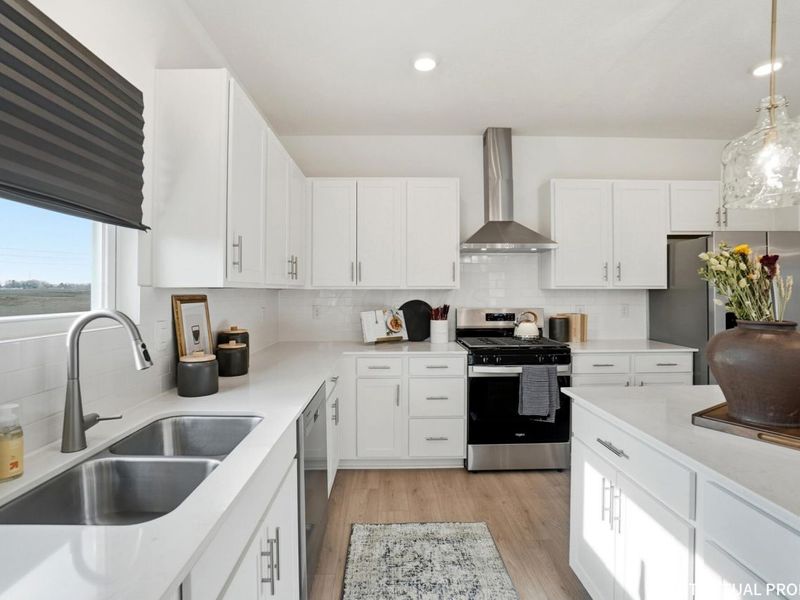 1094 Hartford Lane, London, OH 43140 Photo 15