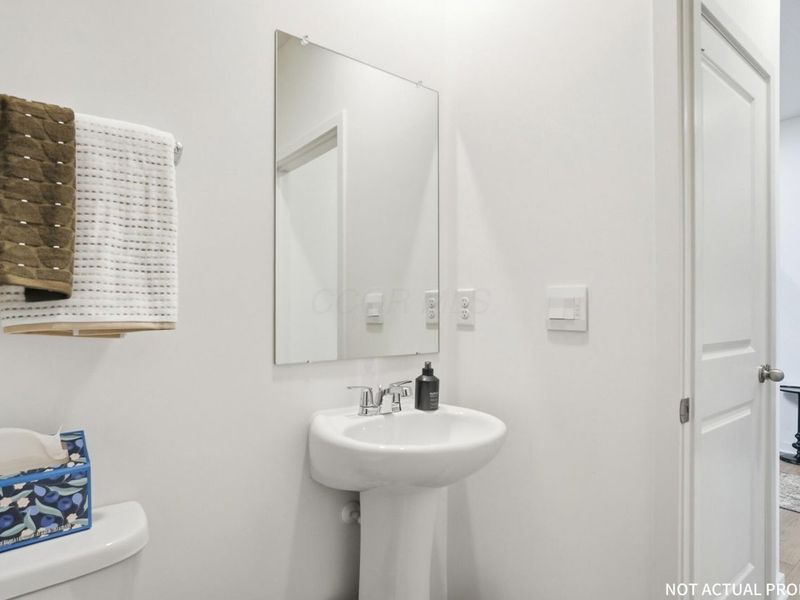 1094 Hartford Lane, London, OH 43140 Photo 24