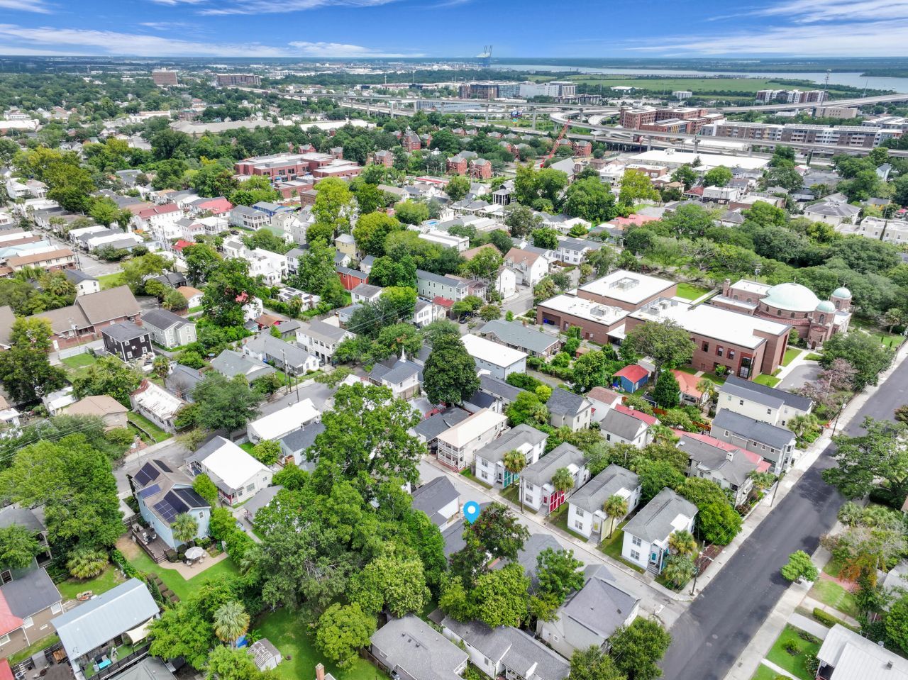 5 Carondolet Street Photo 40