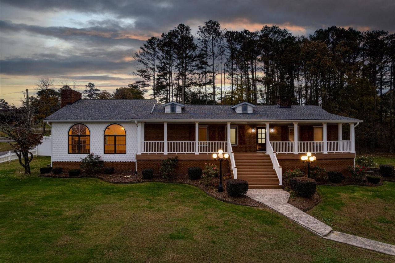 105 County Road 206 Bridgeport, AL 35740