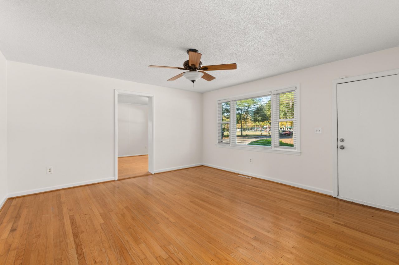 1787 Dogwood Road Photo 4