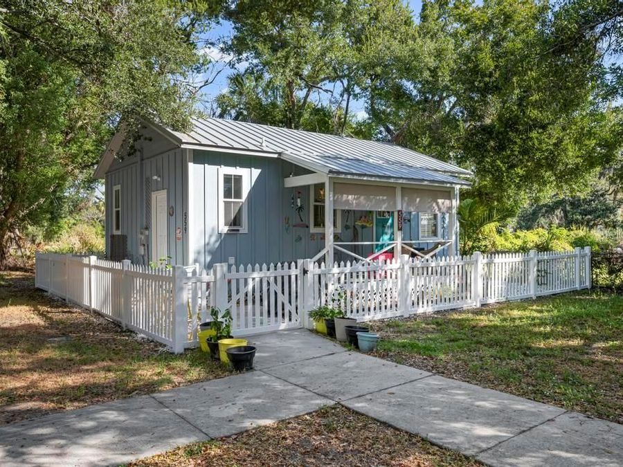 Property Image 4