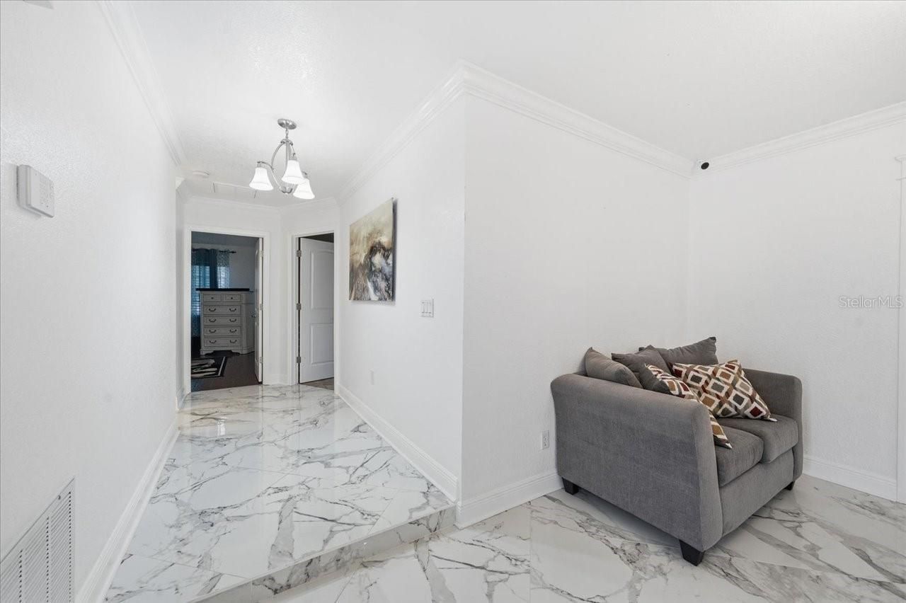 505 Lakeside Drive, Seffner, FL 33584 Photo