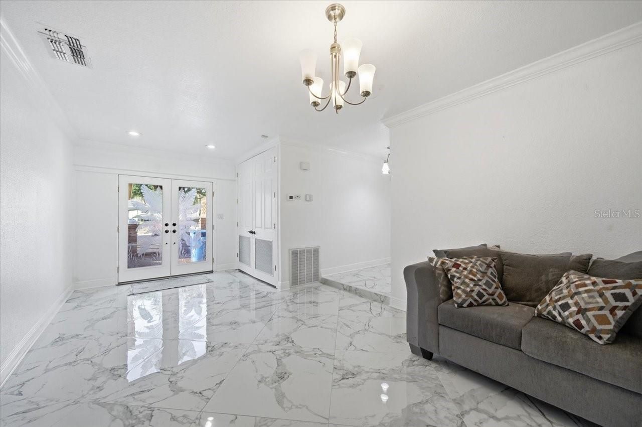 505 Lakeside Drive, Seffner, FL 33584 Photo