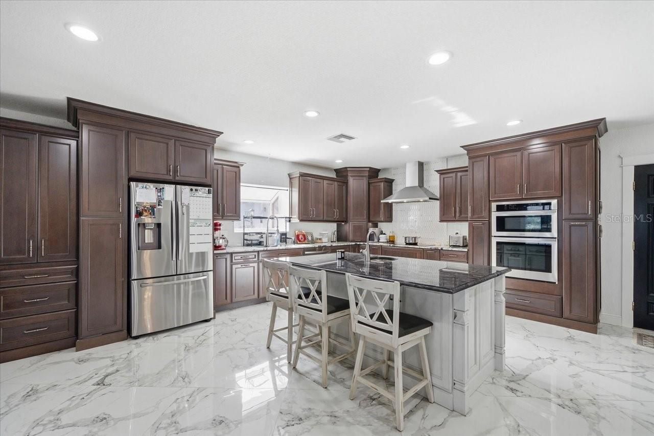 505 Lakeside Drive, Seffner, FL 33584 Photo