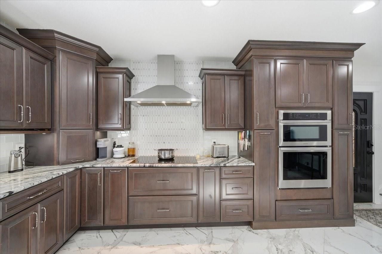 505 Lakeside Drive, Seffner, FL 33584 Photo