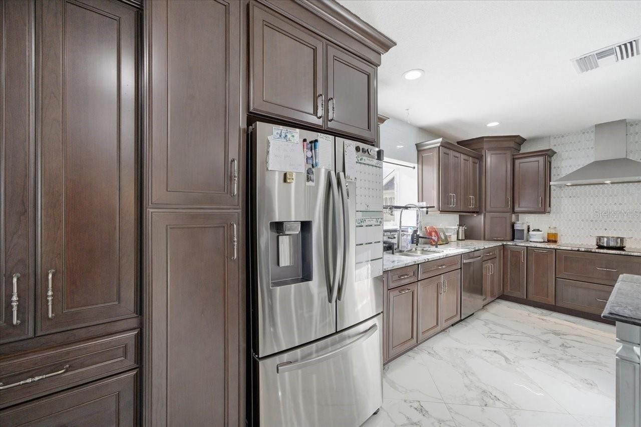 505 Lakeside Drive, Seffner, FL 33584 Photo