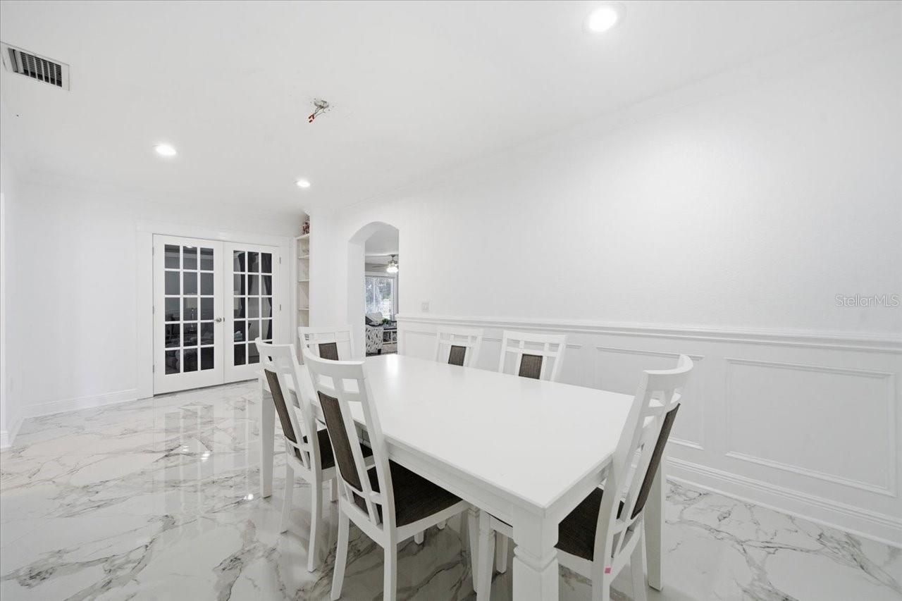 505 Lakeside Drive, Seffner, FL 33584 Photo