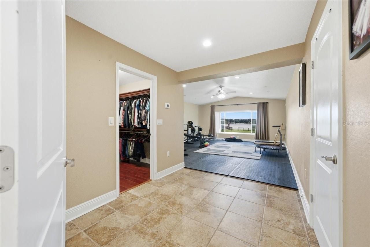 505 Lakeside Drive, Seffner, FL 33584 Photo