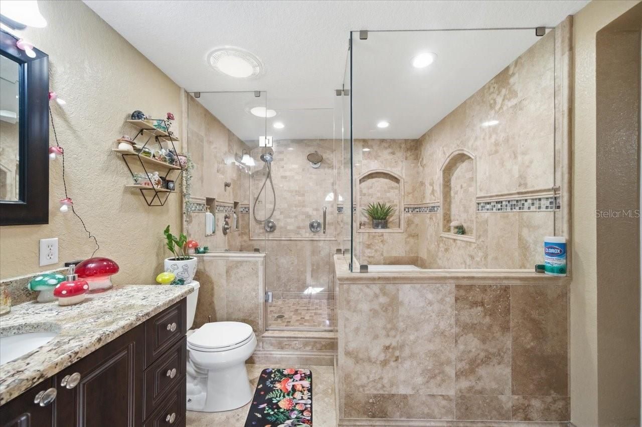 505 Lakeside Drive, Seffner, FL 33584 Photo