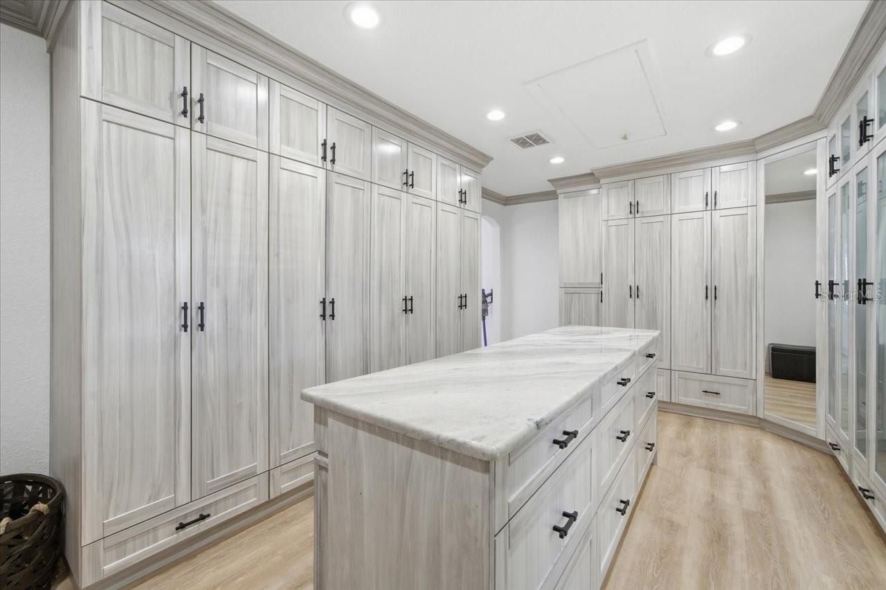 505 Lakeside Drive, Seffner, FL 33584 Photo