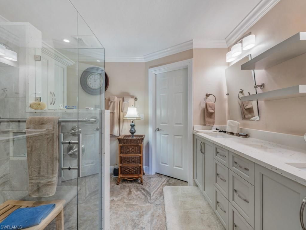 594 Augusta Blvd, Unit 3, Naples, FL 34113 Photo