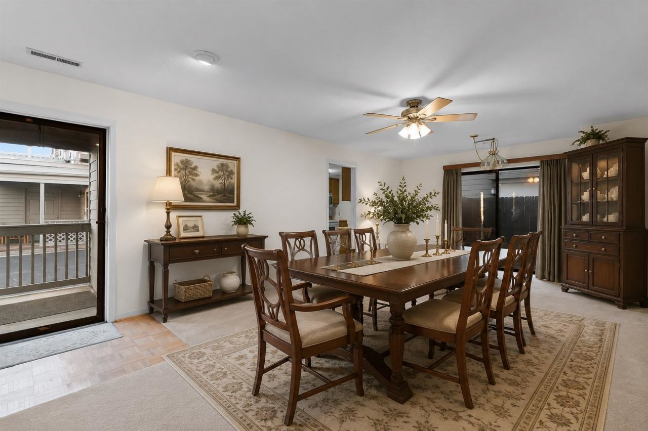 1701-k Edge Dr. Photo 15