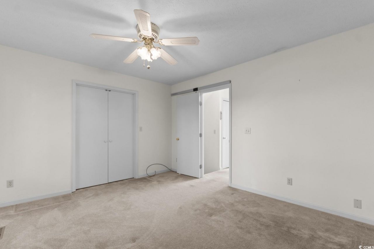 1701-k Edge Dr. Photo 20