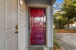 1701-k Edge Dr. photo 4