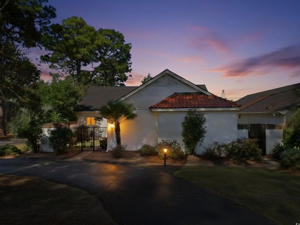 8 Martinique Dr., Myrtle Beach, SC 29572