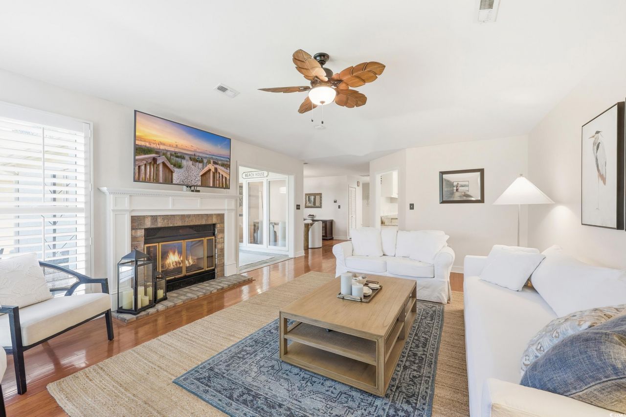 8 Martinique Dr. Photo 10