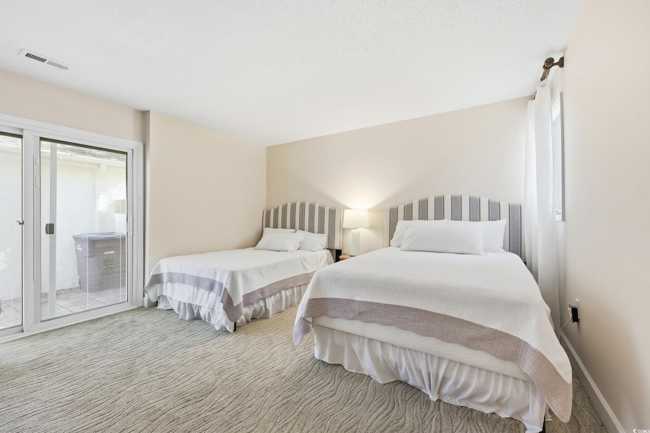 8 Martinique Dr. Photo 24