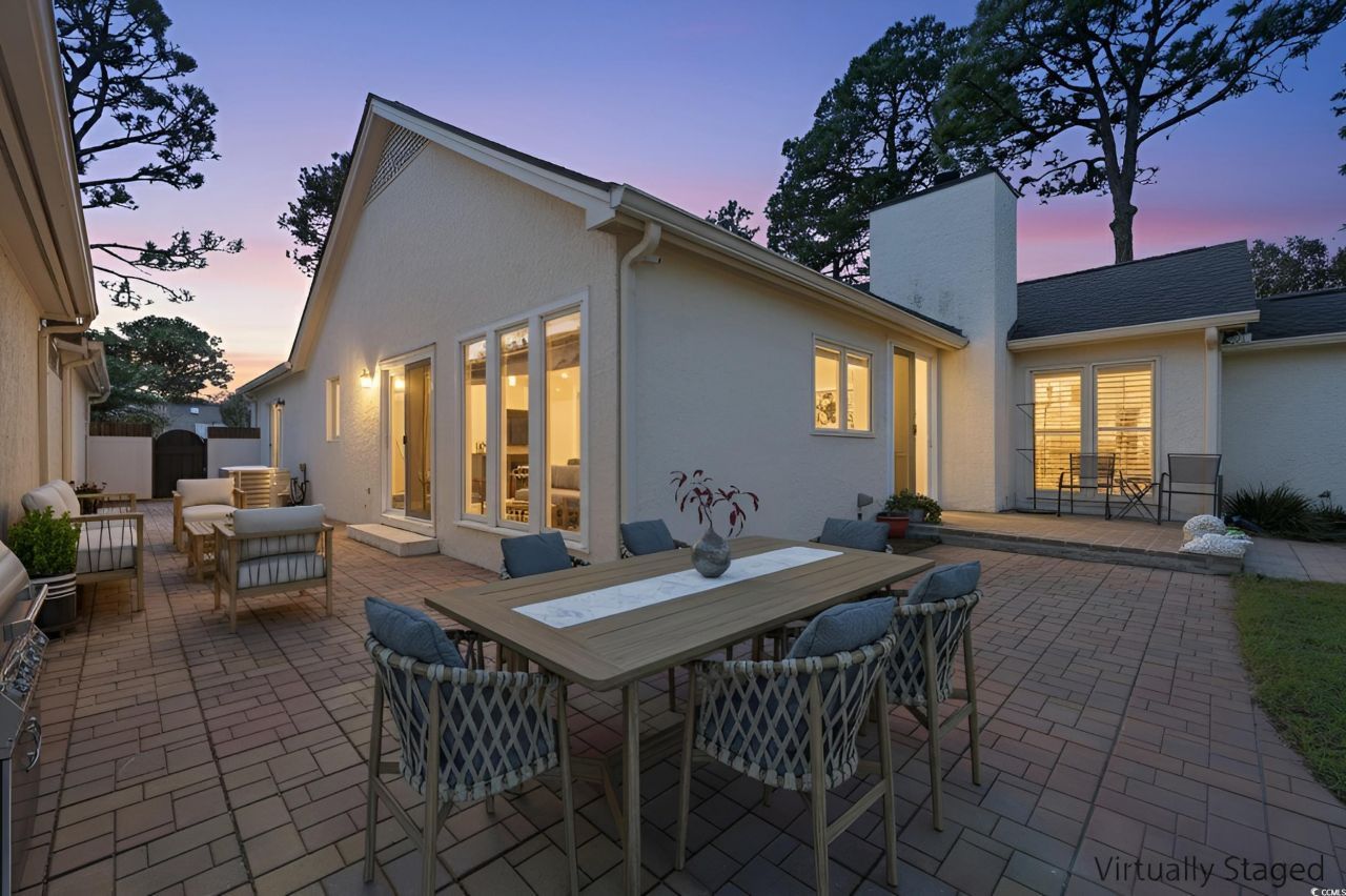 8 Martinique Dr. Photo 26