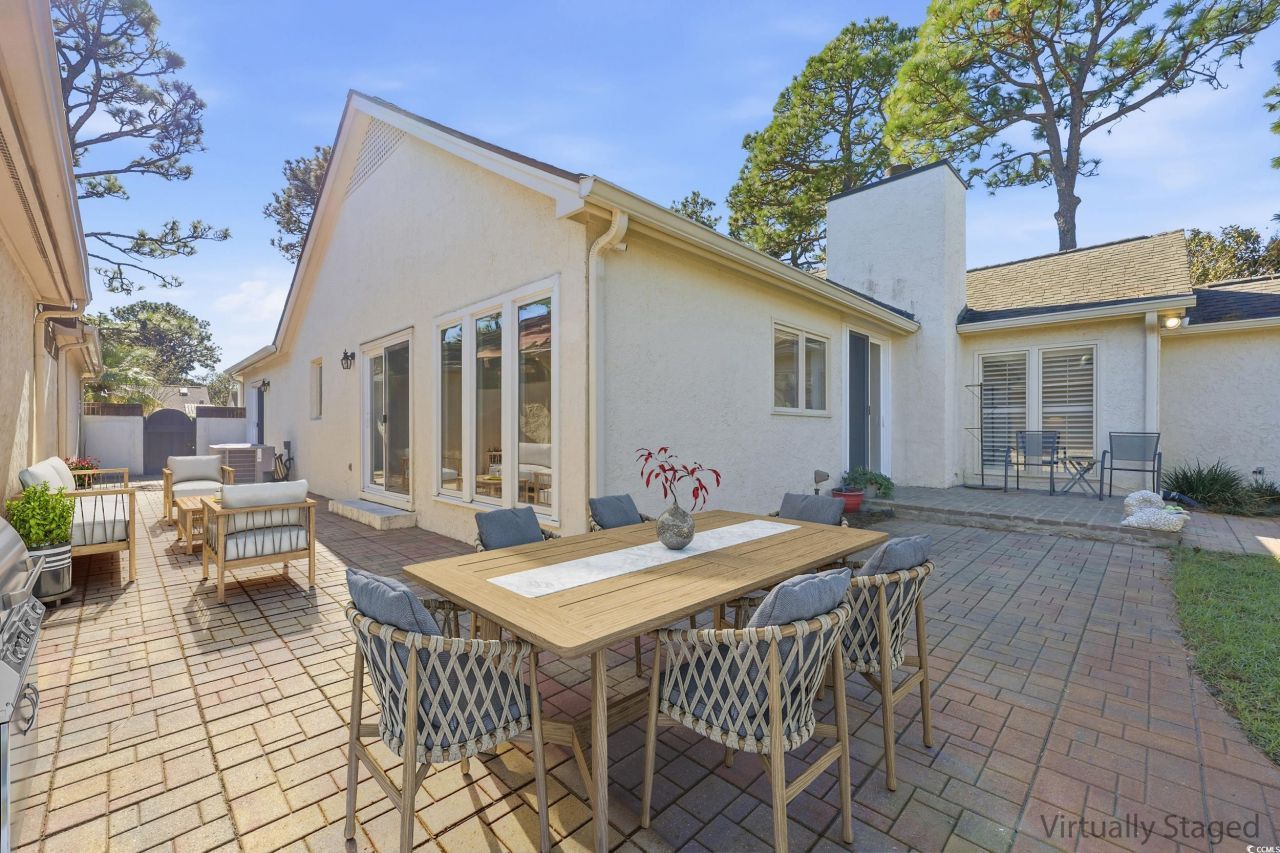 8 Martinique Dr. Photo 27