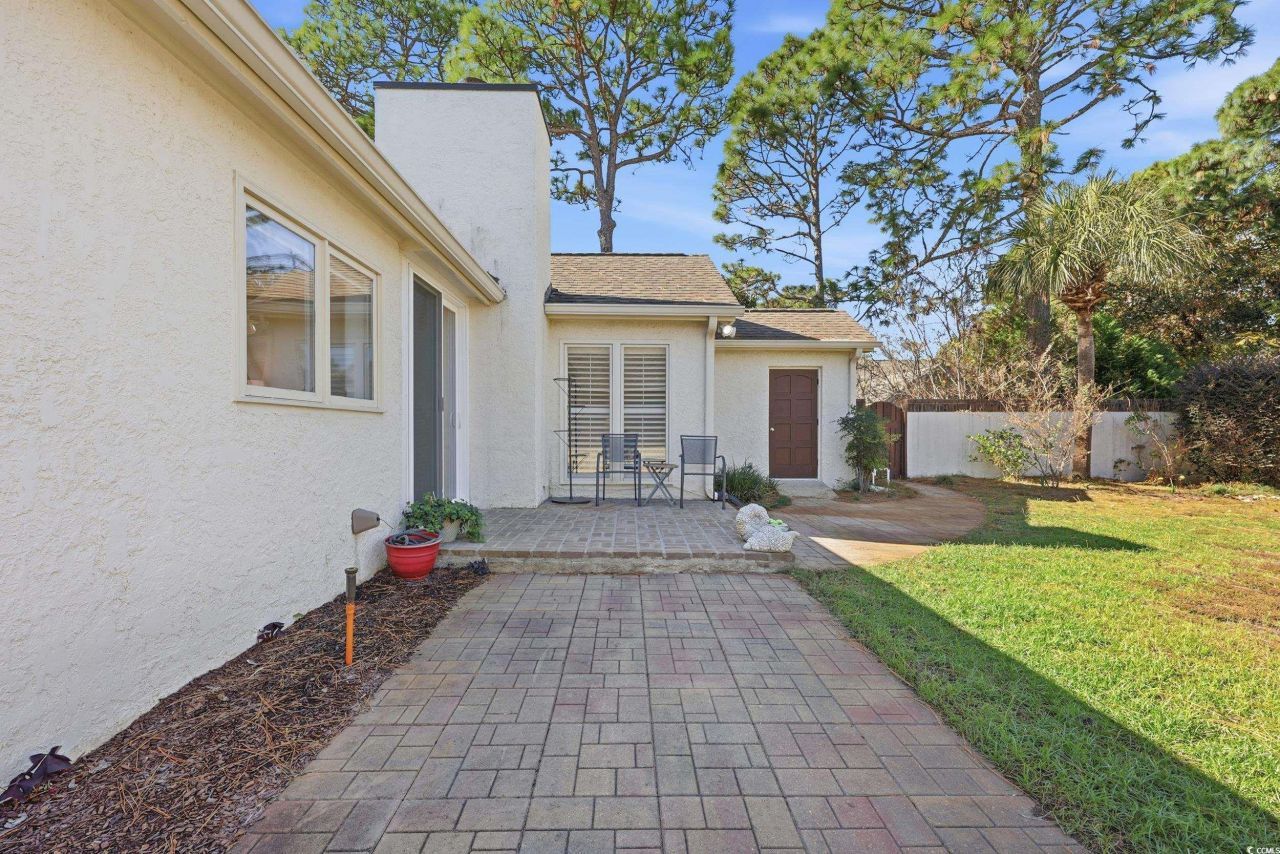 8 Martinique Dr. Photo 28