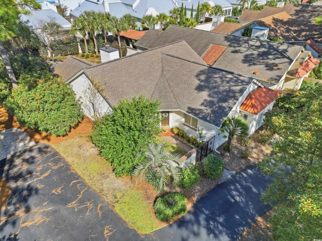 8 Martinique Dr. Photo 35