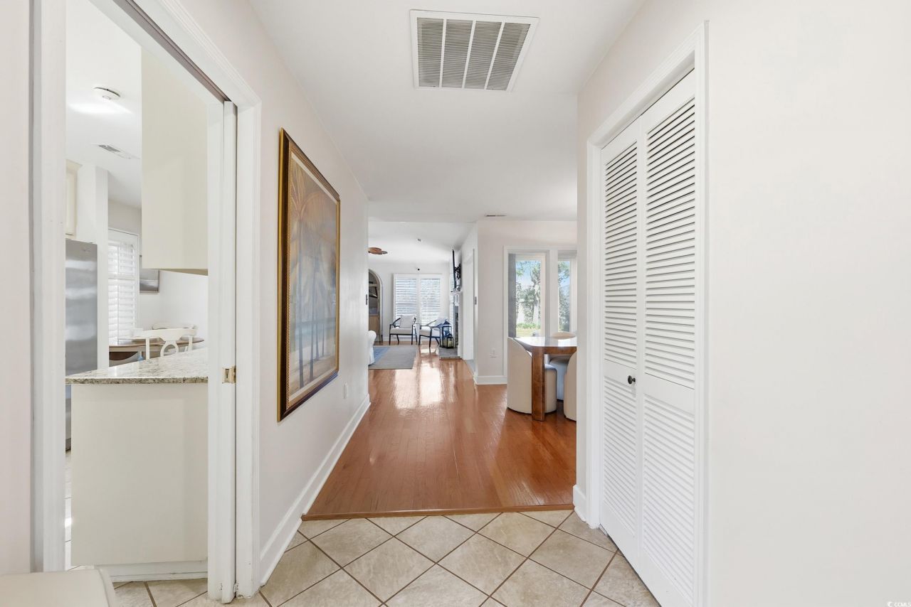 8 Martinique Dr. Photo 5