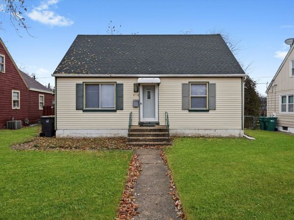 2512 Salem Boulevard, Zion, IL 60099