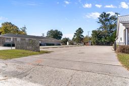 450 North Street  photo 4