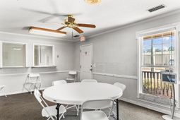 450 North Street  photo 4