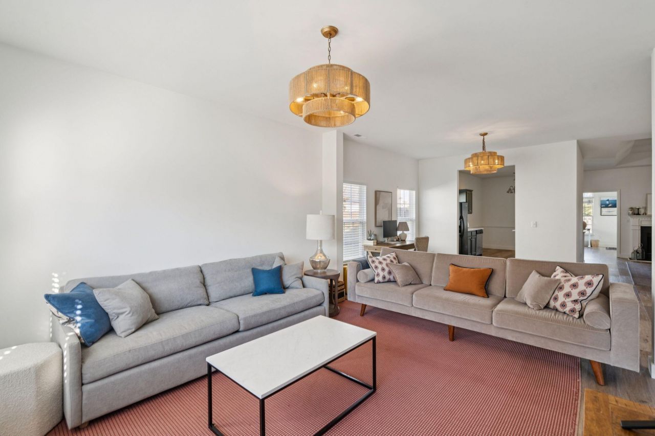 2802 Summertrees Boulevard Photo 12