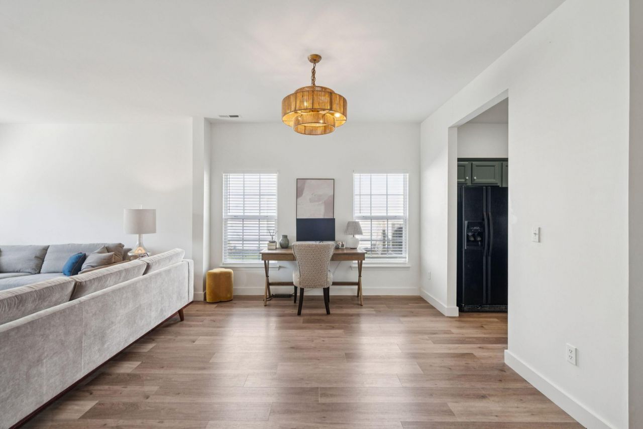 2802 Summertrees Boulevard Photo 13