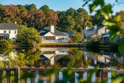 2802 Summertrees Boulevard photo 4