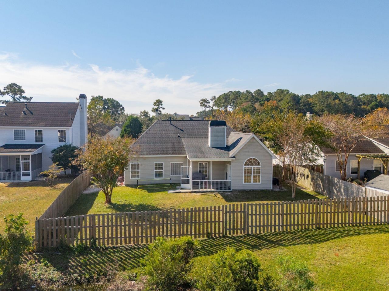 2802 Summertrees Boulevard Photo 37