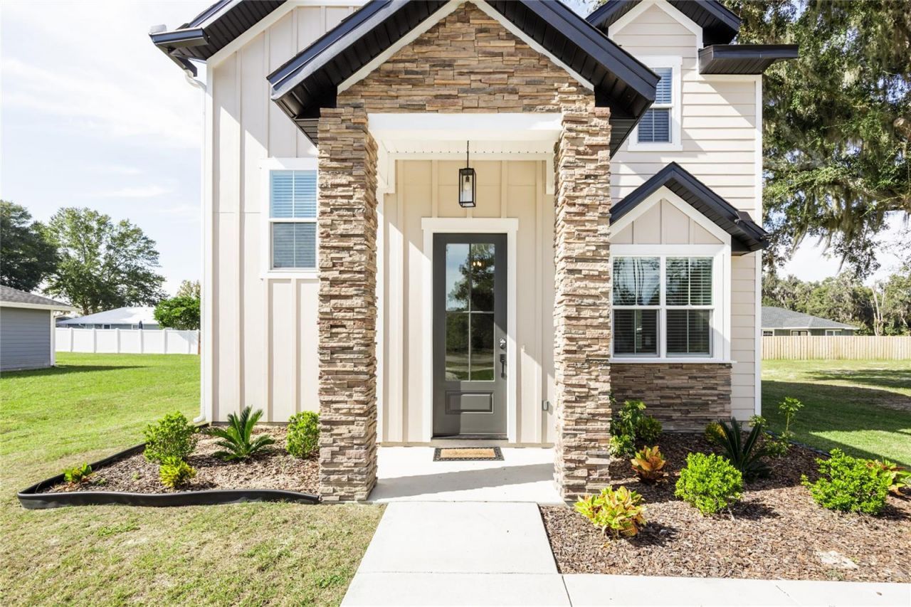 11904 Cedar Drive, Brooker, FL 32622 Photo