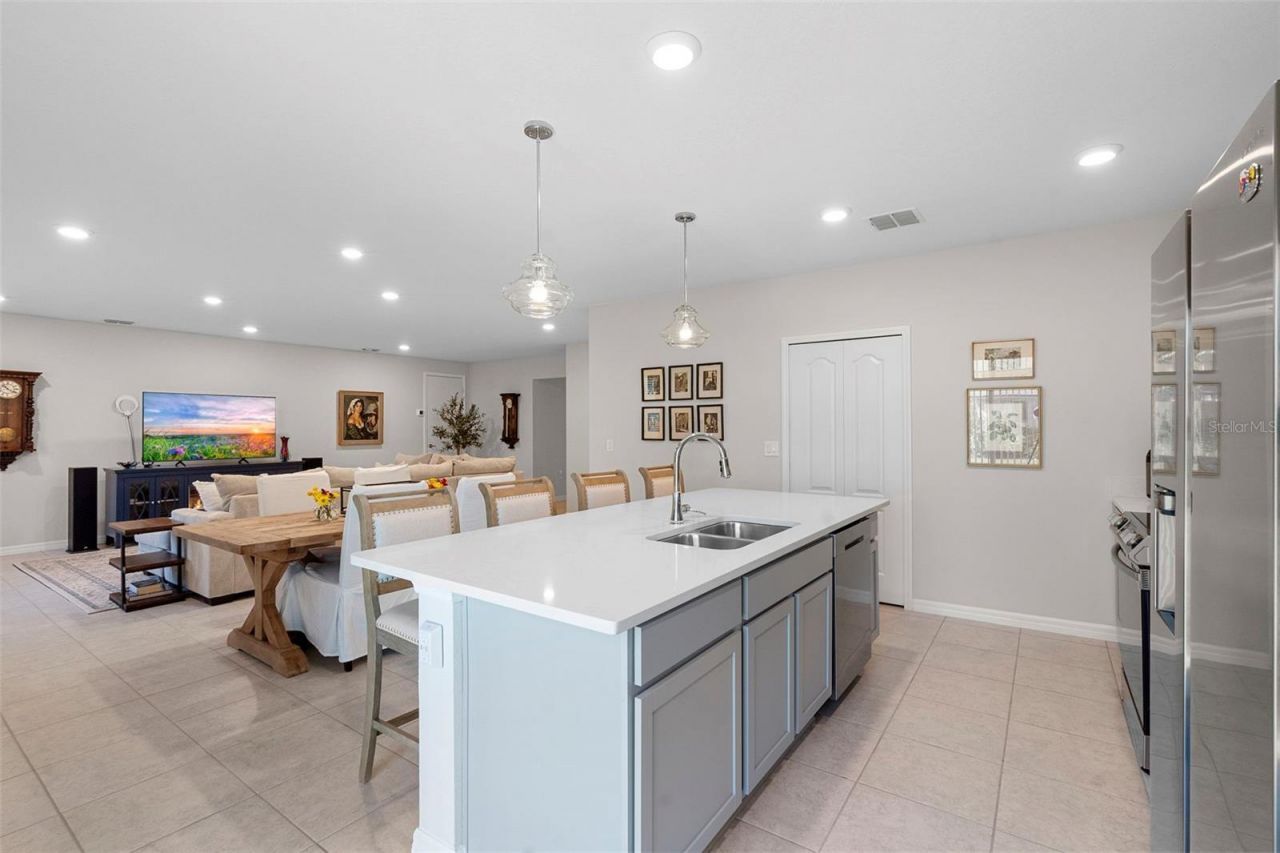 3125 Royal Palm Drive, Edgewater, FL 32141 Photo