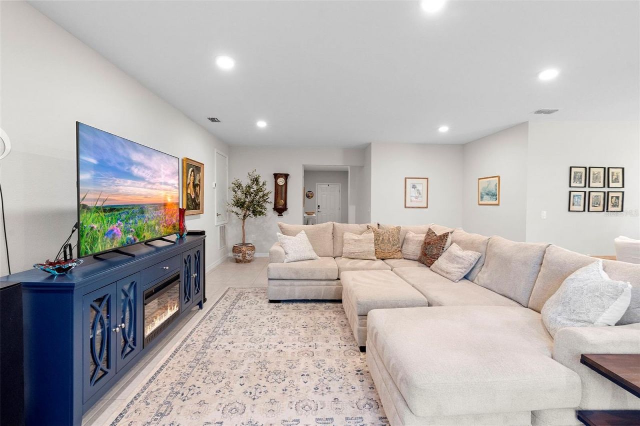 3125 Royal Palm Drive, Edgewater, FL 32141 Photo