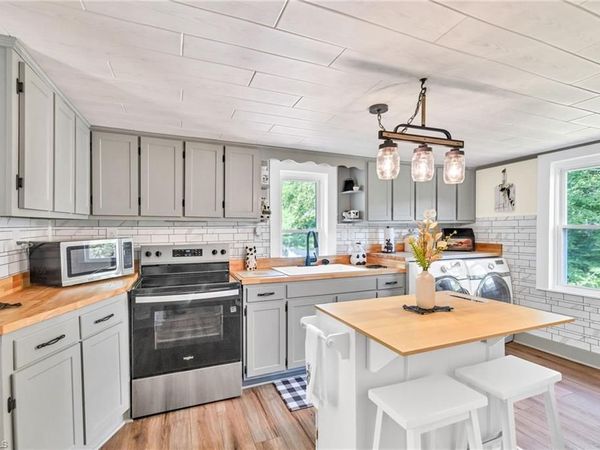 922 Prathers Creek Church Road, Laurel Springs, NC 28644