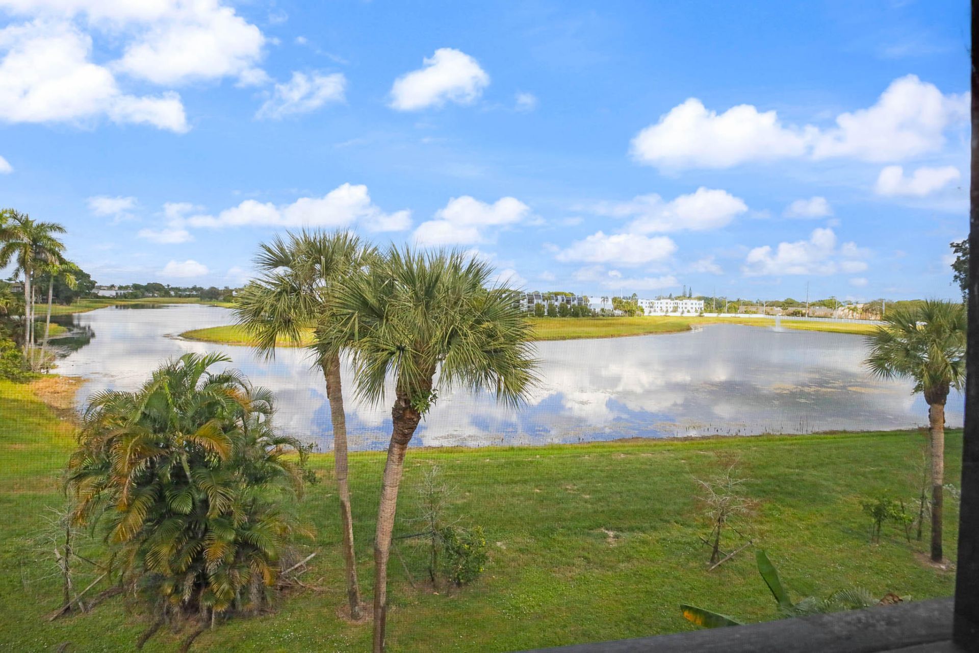 4822 Esedra Court, Unit 303, Lake Worth, FL 33467 Photo