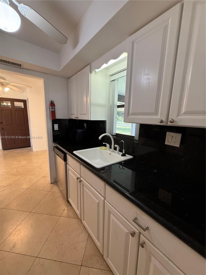 300 NW 42nd St, Boca Raton, FL 33431 Photo