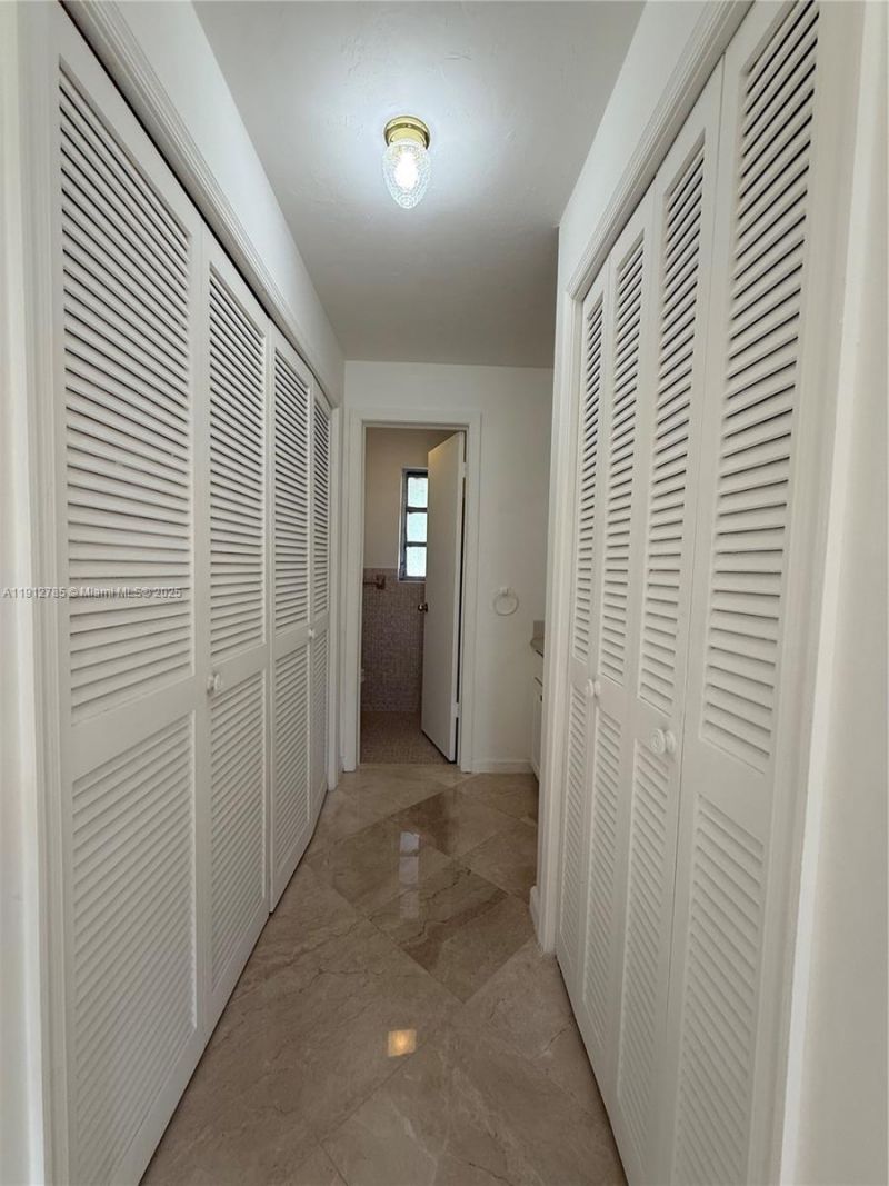 300 NW 42nd St, Boca Raton, FL 33431 Photo