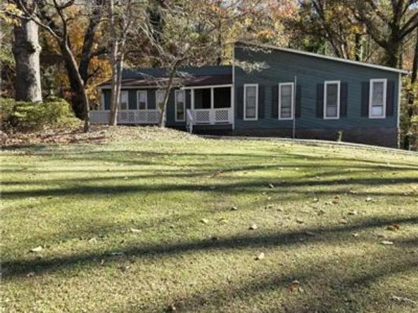 405 Hobo Lane, Woodstock, GA 30189