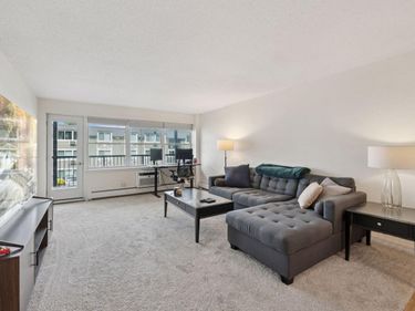 3150 Excelsior Boulevard, Unit 207, Minneapolis, MN 55416