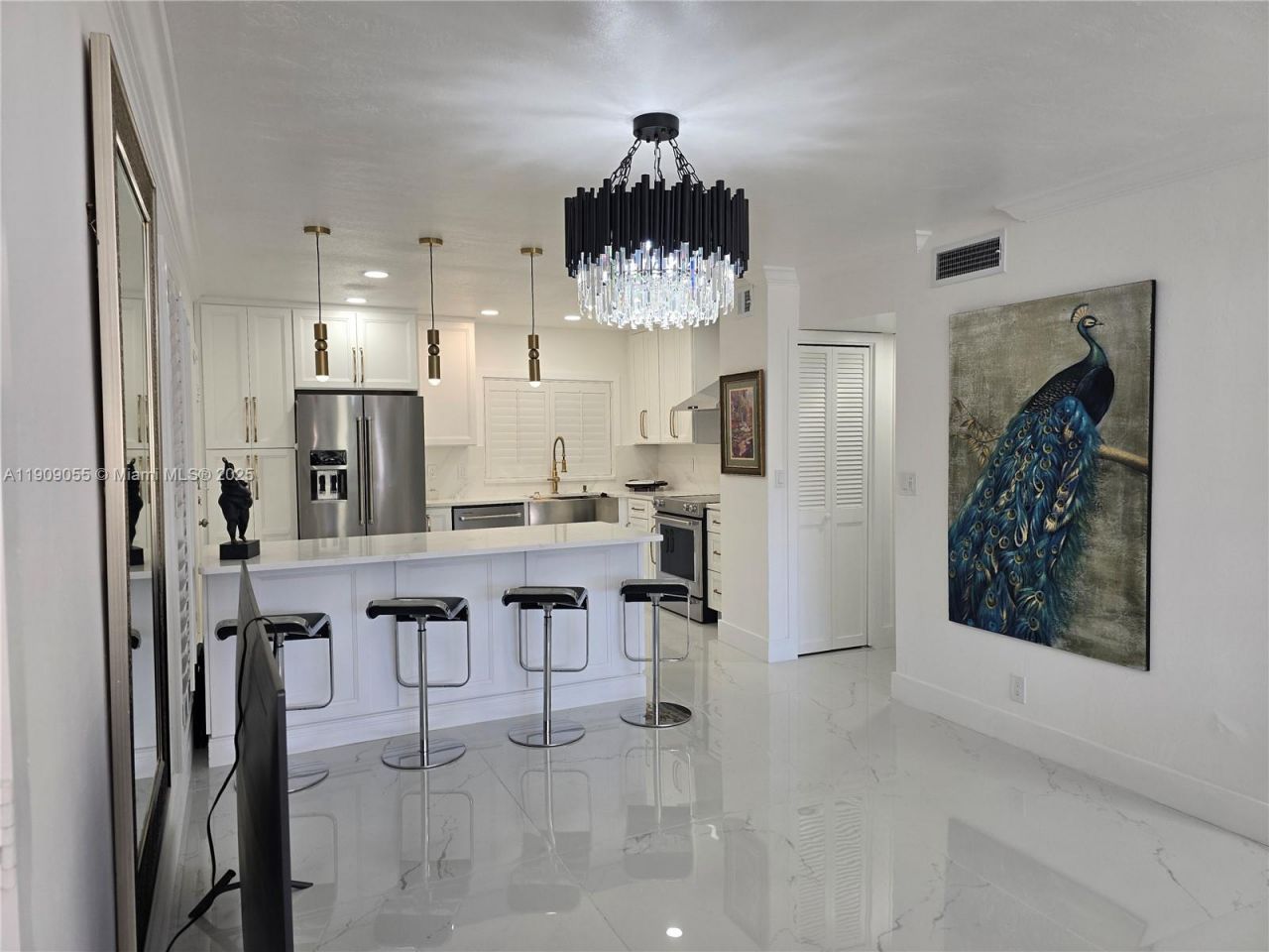 6010 S Falls Cir Dr, Unit 206, Lauderhill, FL 33319 Photo