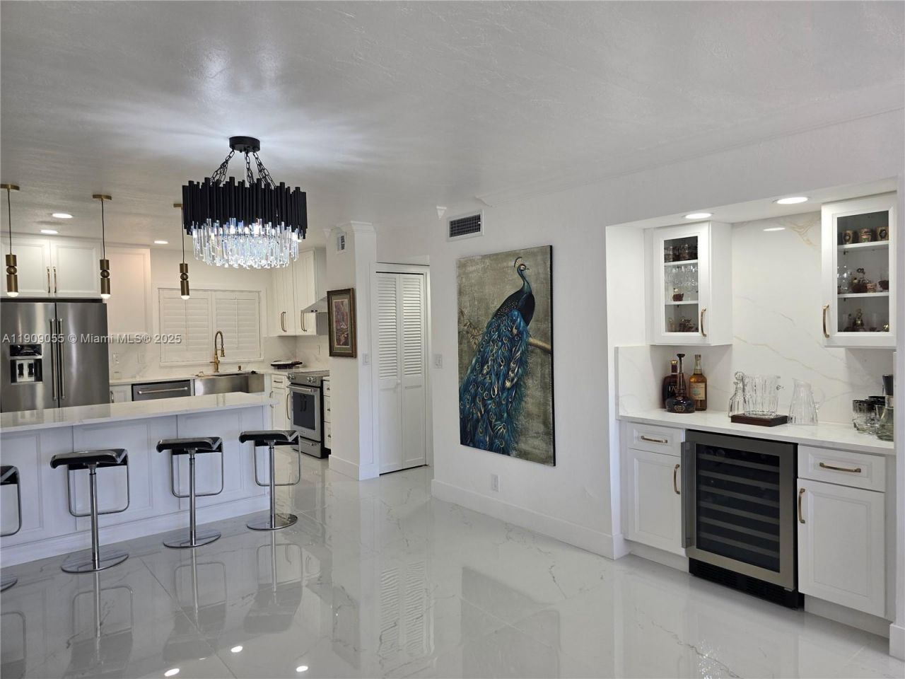 6010 S Falls Cir Dr, Unit 206, Lauderhill, FL 33319 Photo