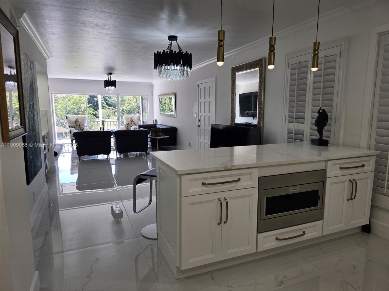 6010 S Falls Cir Dr, Unit 206, Lauderhill, FL 33319 Photo